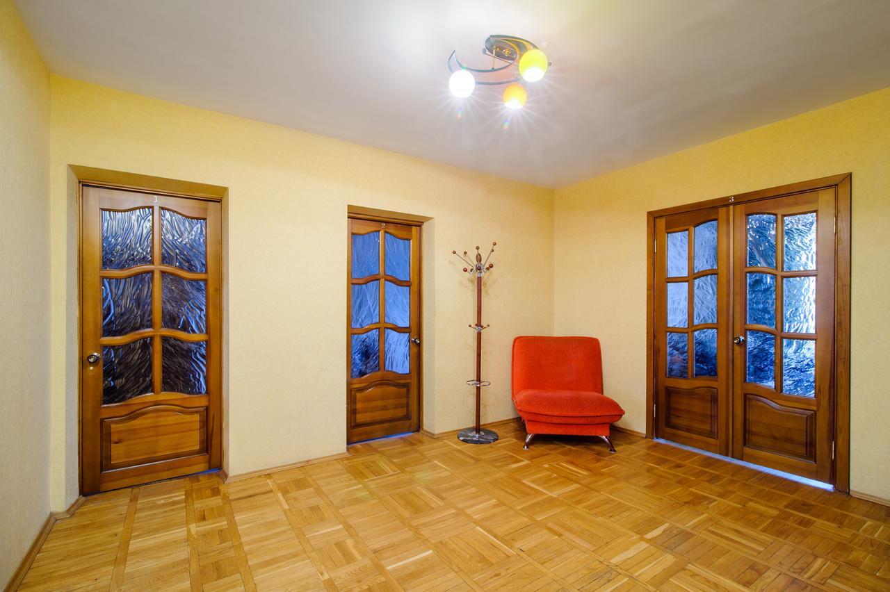 مينسك Rooms For Rent In The Mayakovskogo المظهر الخارجي الصورة