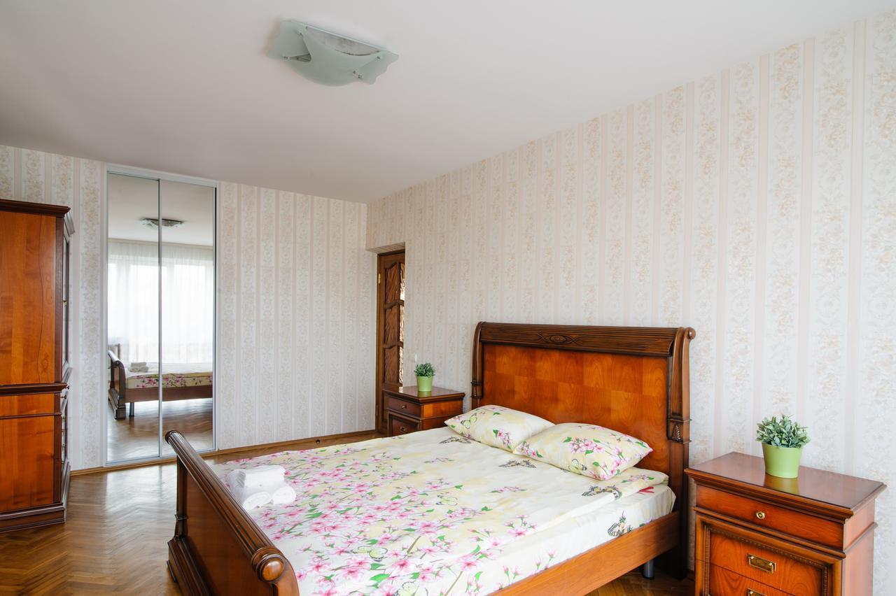 مينسك Rooms For Rent In The Mayakovskogo المظهر الخارجي الصورة